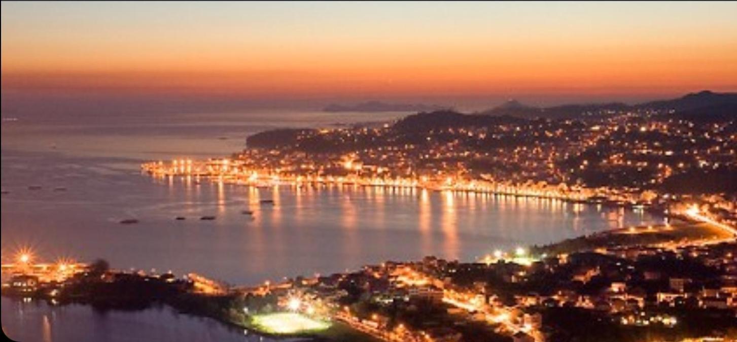 Piso A Pie De Playa Con Terraza Exclusiva Moaña Exterior foto