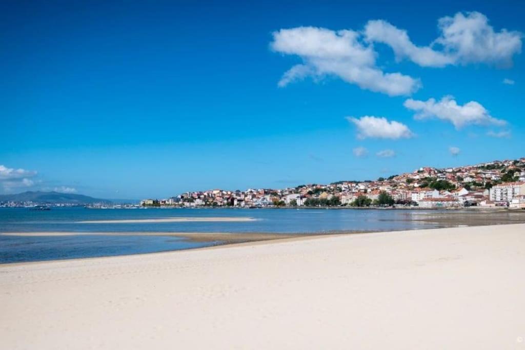 Piso A Pie De Playa Con Terraza Exclusiva Moaña Exterior foto